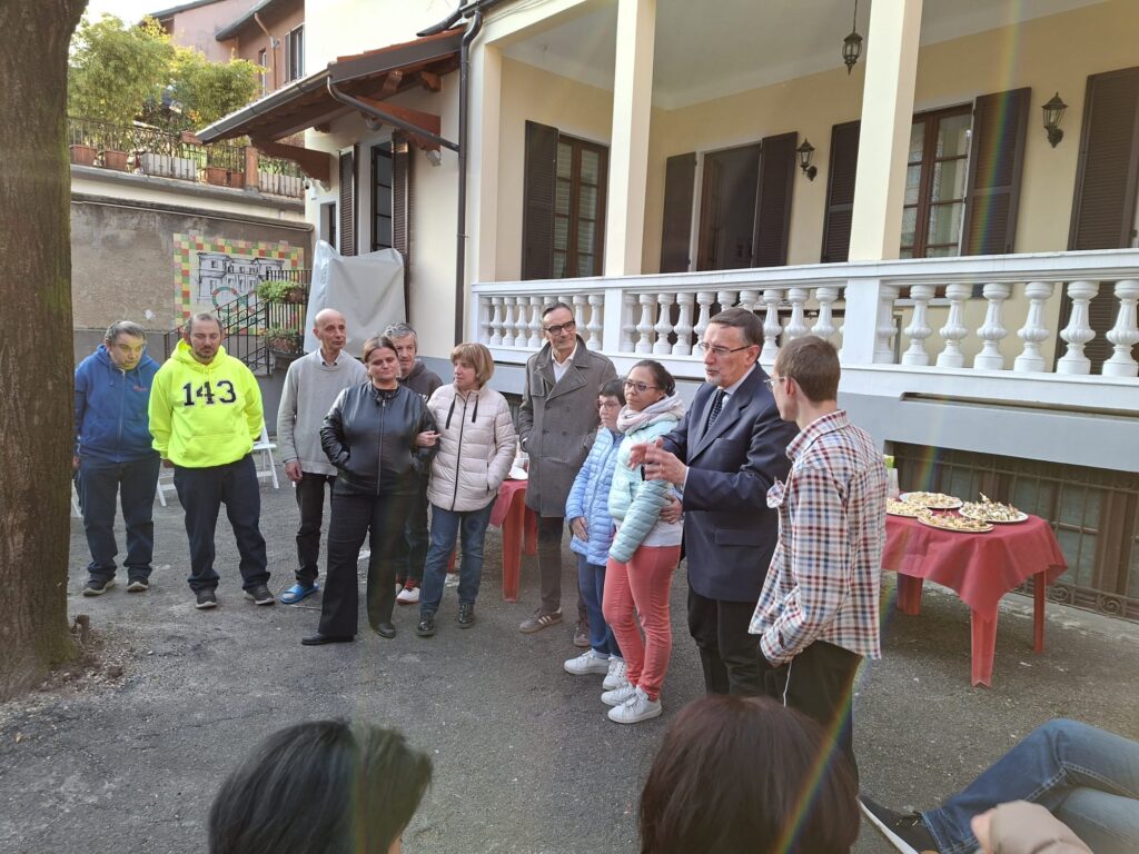 Casa Uroburo 1 anno_1